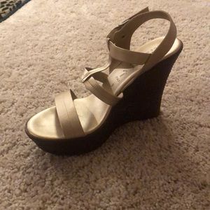 Women’s gold Wedges